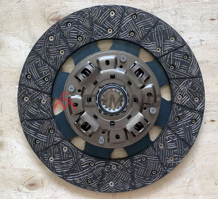 Il s'agit d'un véhicule de type ISUZU.